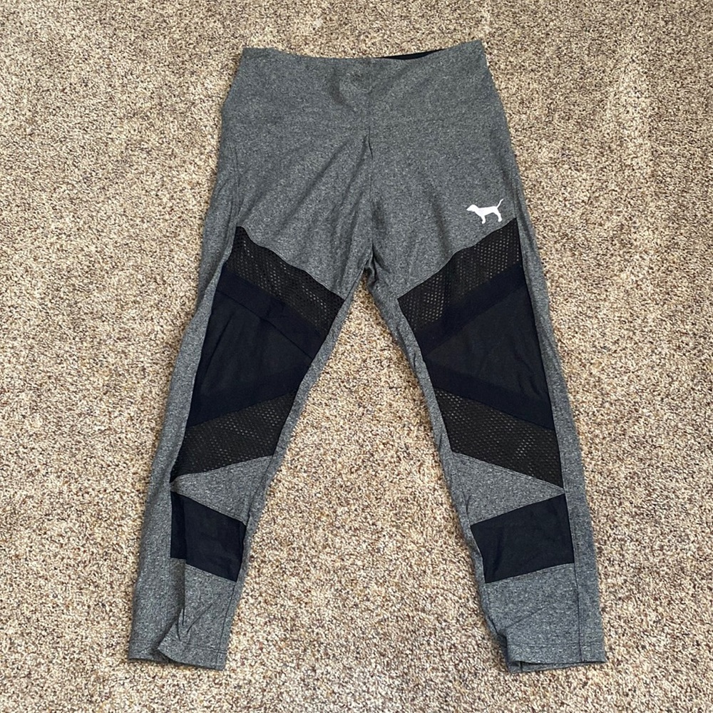 Victoria’s Secret PINK Mesh Detail Capri Leggings